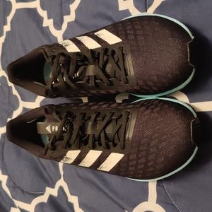 Adidas SL20